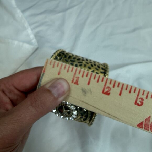 Montana Silversmiths Cuff Bracelet Two Toned Silver Gold Rhinestone Star Bling - Picture 5 of 6